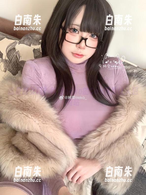 纯爱neko 这是修女吗?纯爱neko的Cos图集让人犯嘀咕