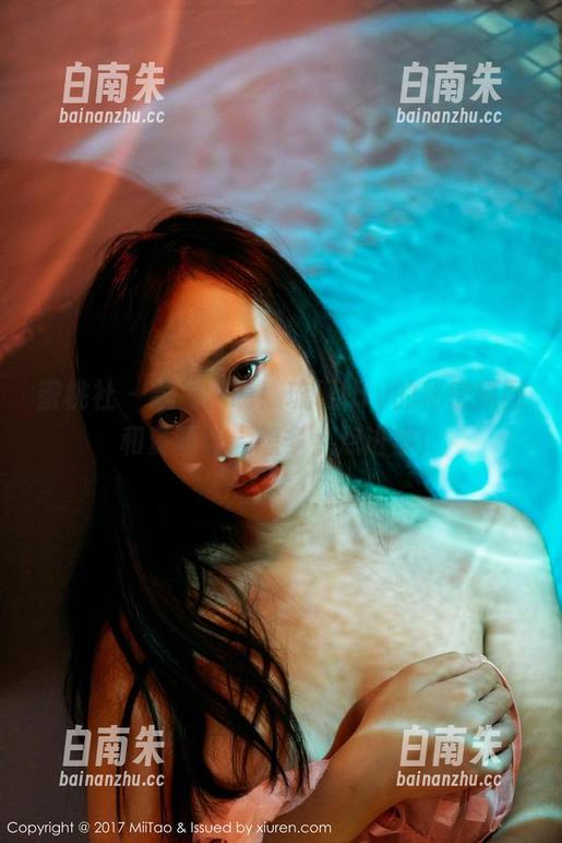 蜜桃社 - 数据揭晓！琉璃lily的秘密原图和资源让人想多点点进步！-白南朱