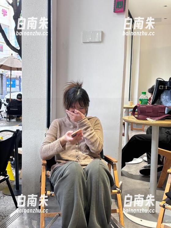 闪月半的私房图，美丽JK如何撩你的小心思-白南朱