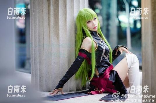 “这是雨波_HaneAme的毛衣，透过窗户看外面的雨”—原图酥到没朋友，图包开始猖狂了。-白南朱