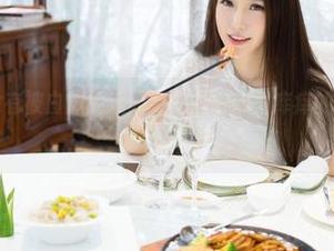 魅妍社 - 有没有被白沫的运动姿态拉得心里痒痒的？图库等你来看！